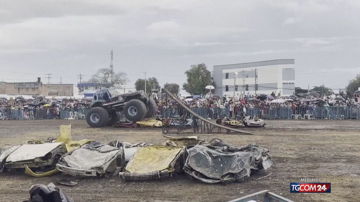 Colombia, monster truck finisce sugli spettatori: tre morti