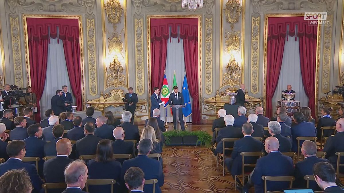 DICH COBOLLI DA MATTARELLA DICH