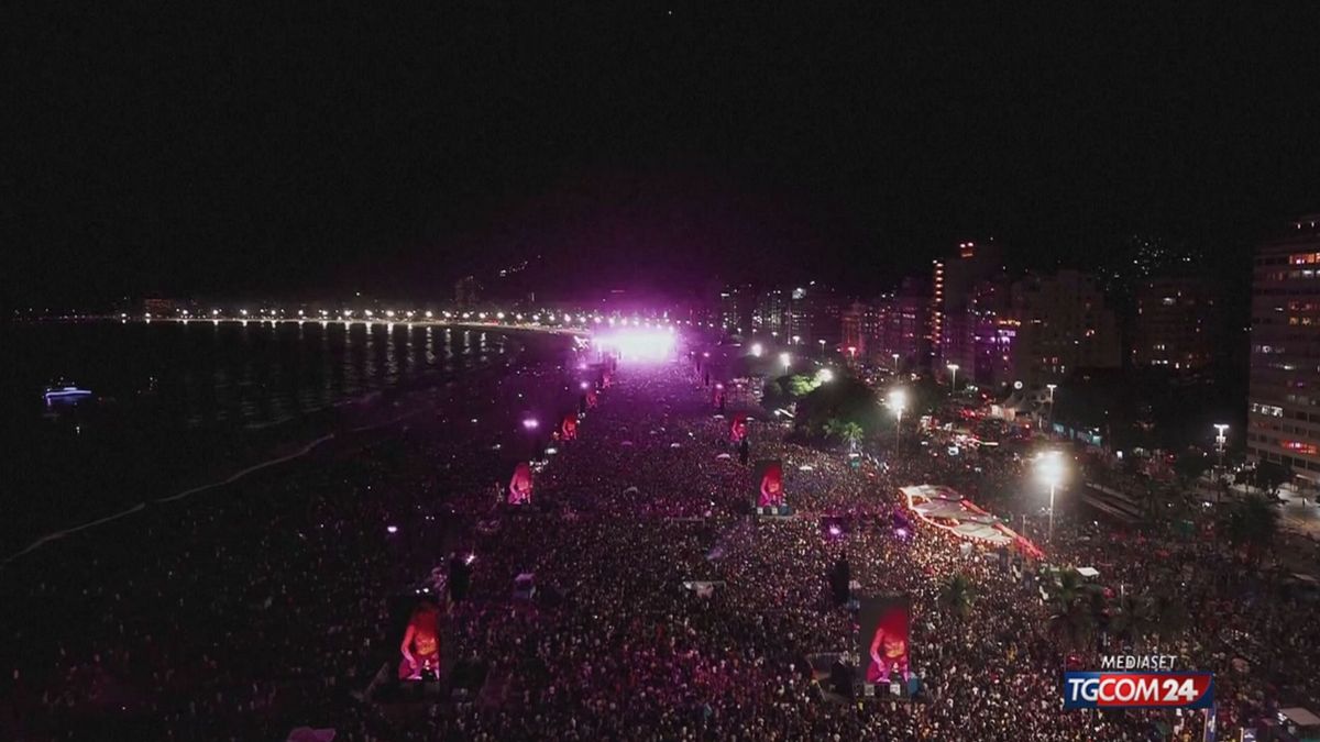 Folla oceanica per Shakira: 2 milioni a Copacabana