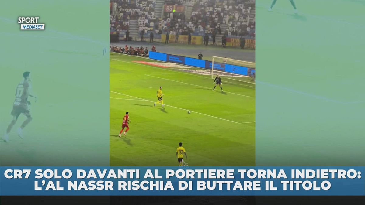 CR7, ma cosa fai? Tutto solo a porta vuota e sbagli