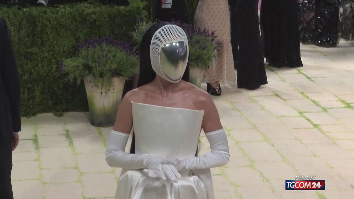 MET GALA X SITO SRV