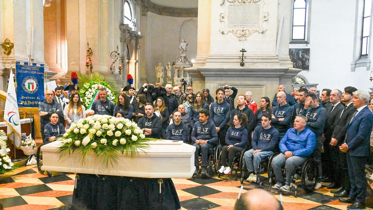 I funerali di Alex Zanardi