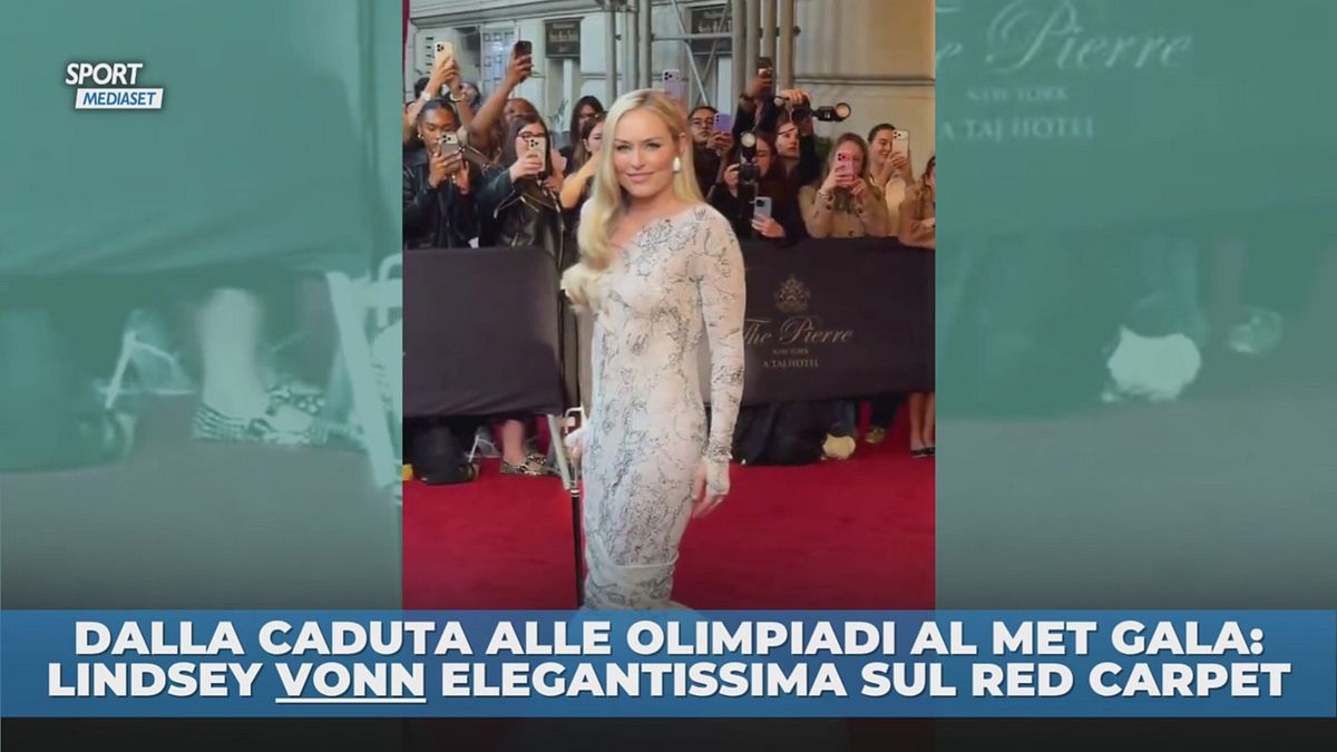 Voon, dalla caduta al Met Gala elegantissima