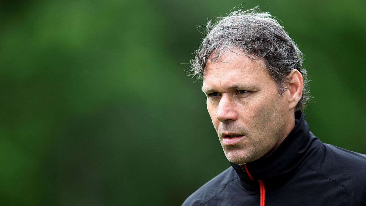 "Per me e' stato un onore conoscerti e averti come avversario. Spero di vederti presto"Marco Van Basten
