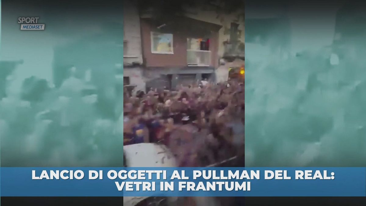 Lancio di oggetti al pullman del Real Madrid