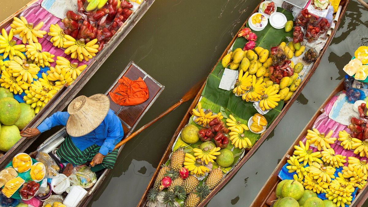 Il mercato galleggiante di Bangkok