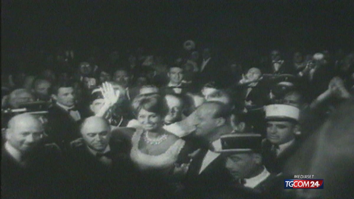 19.00 SRV CANNES IN BIANCO E NERO ANNI 60 SRV