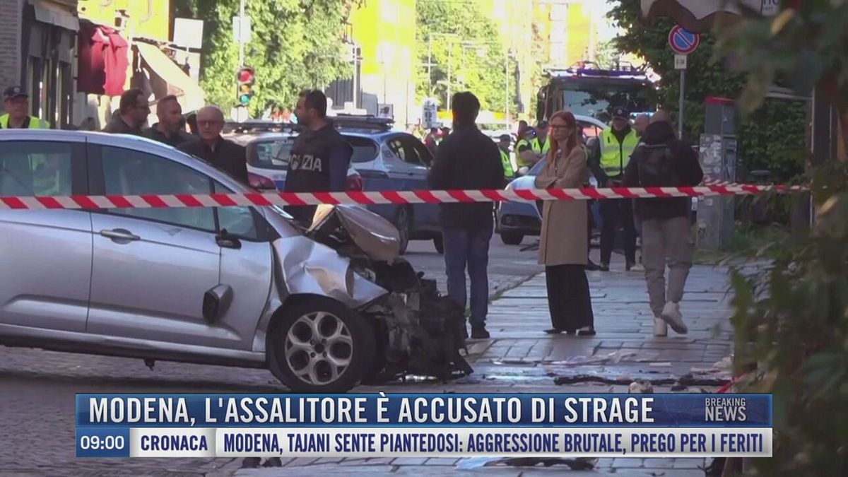 Breaking News delle 09.00 |  Modena, l'assalitore è accusato di strage