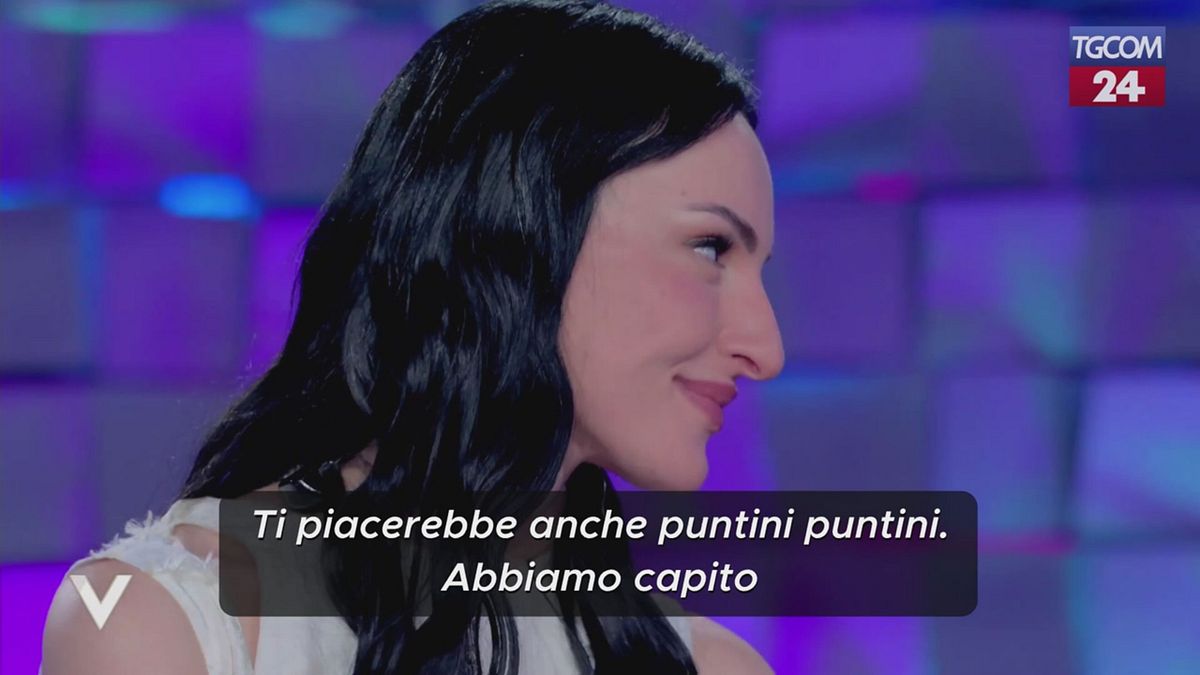 Arisa: "Se non sono fidanzata, non ho relazioni occasionali"