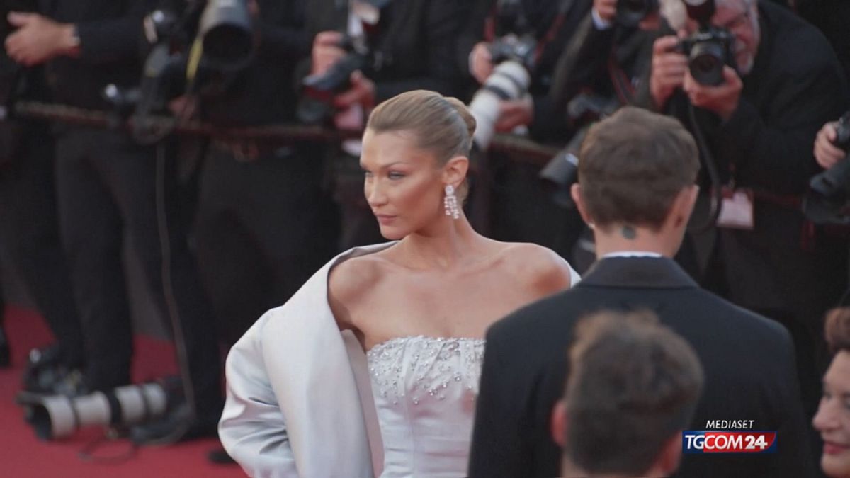 CANNES RED CARPET DOMENICA X SITO SRV