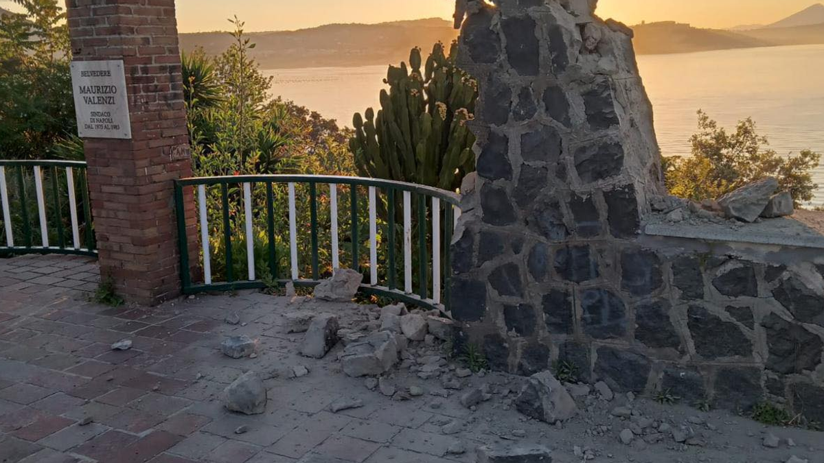Bacoli Campi Flegrei terremoto 21 maggio 2026