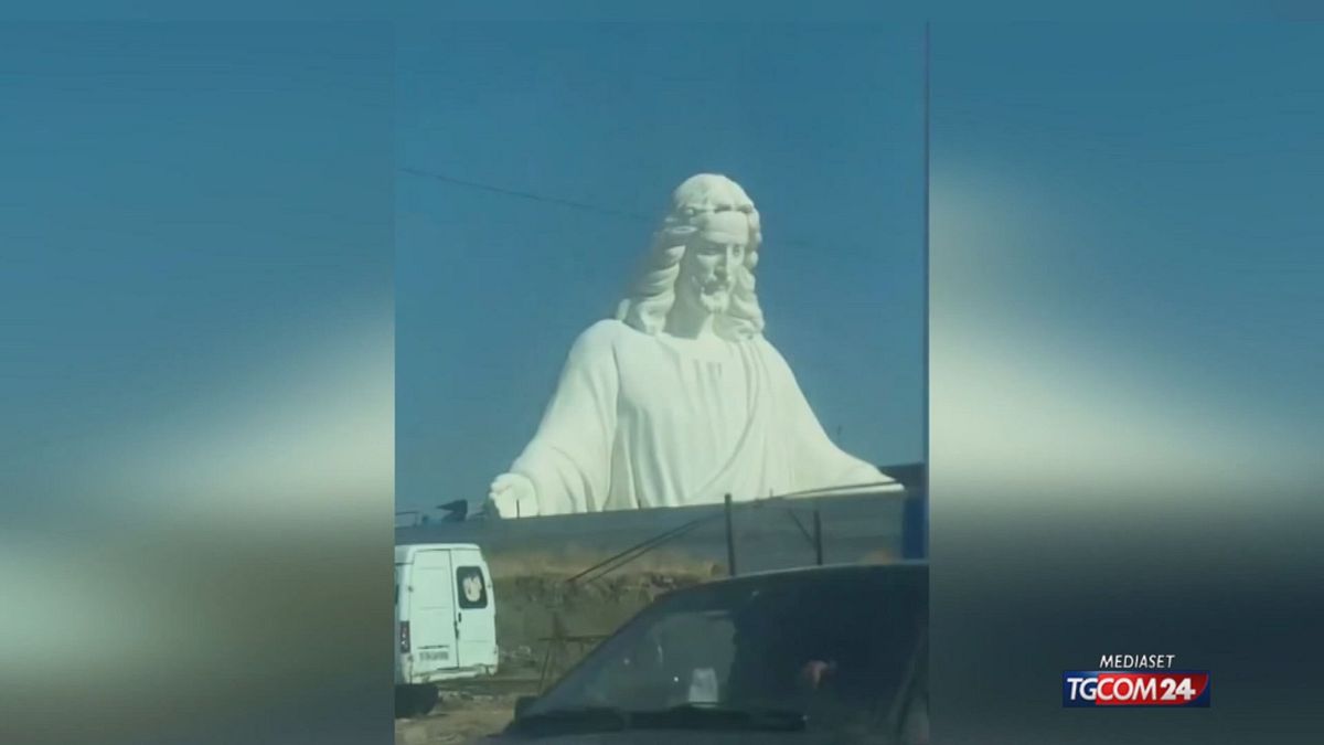 ARMENIA STATUA GESU' PER SITO SRV