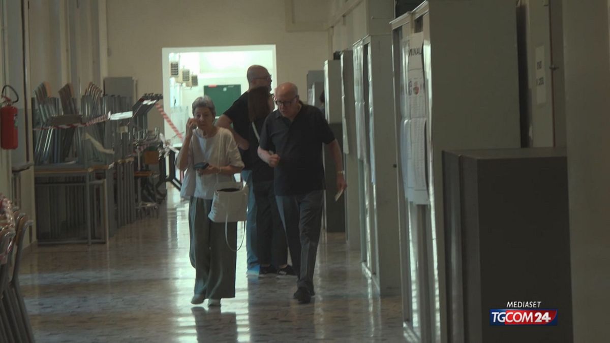 18.30 ELEZIONI (con affluenza alle 12)