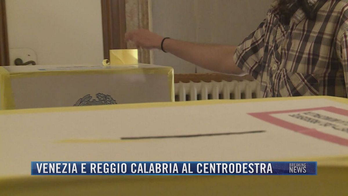 Breaking News delle 21.30 | Venezia e Reggio Calabria al centrodestra