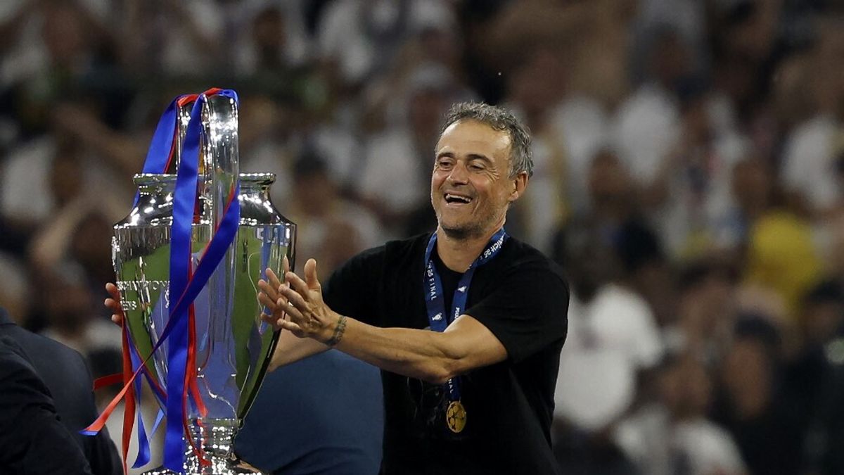 7) Luis Enrique (Psg): 11,5 milioni netti