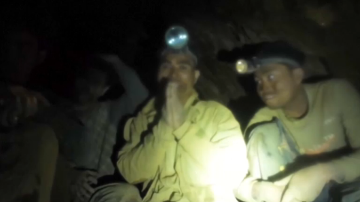 Laos, il momento del ritrovamento dei 5 dispersi nella grotta allagata