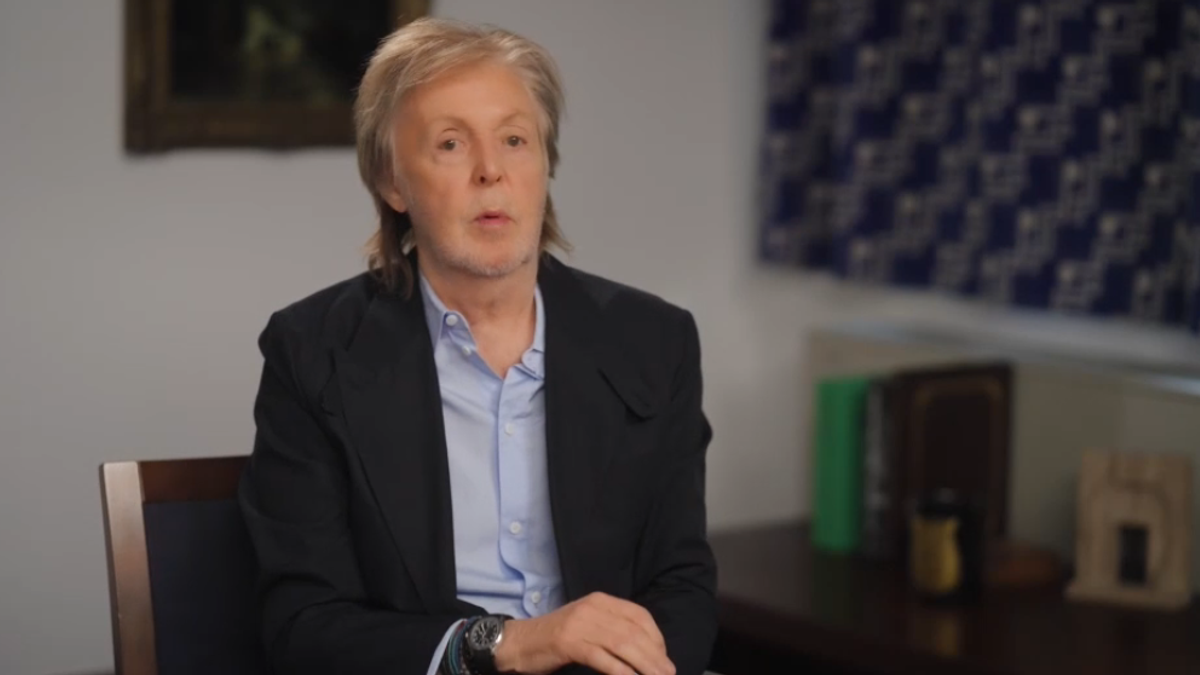 Paul McCartney torna a Liverpool con "The Boys of Dungeon Lane": 14 brani tra ricordi dell'infanzia e gli anni dei Beatles