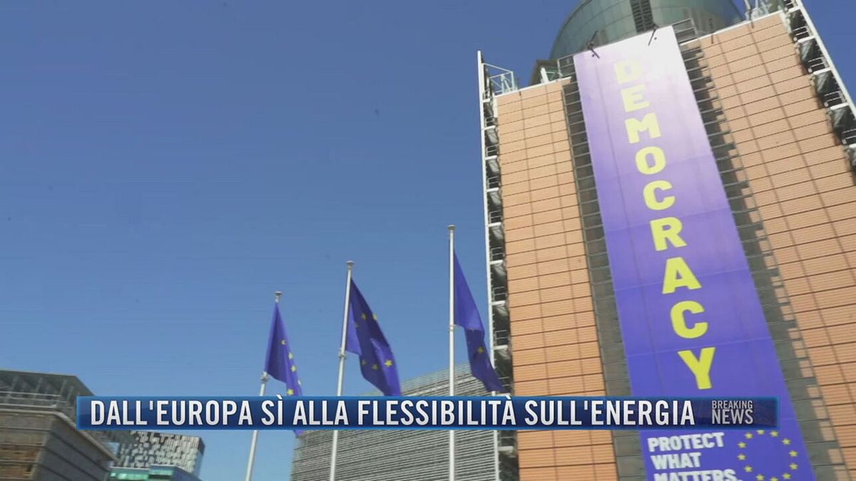 Breaking News delle 21.30 | Dall'Europa sì alla flessibilità sull'energia