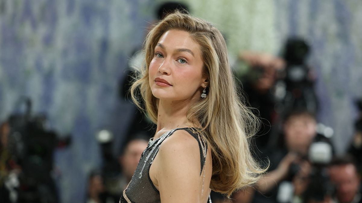 Make up-no make up: Gigi Hadid 