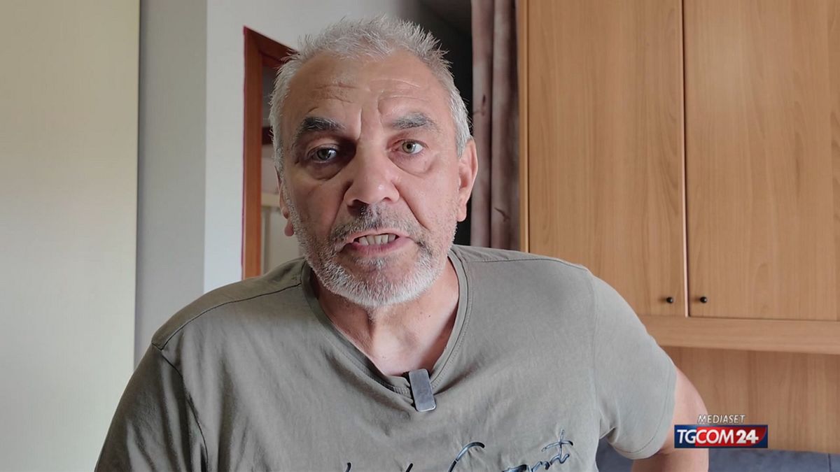 18.10 12ENNE PICCHIATA DAL BRANCO