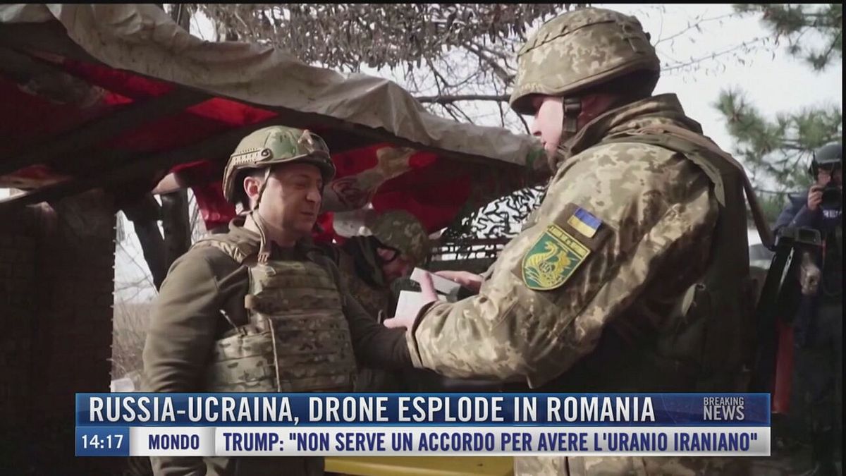 Breaking News delle 14.00 | Russia-Ucraina, drone esplode in Romania