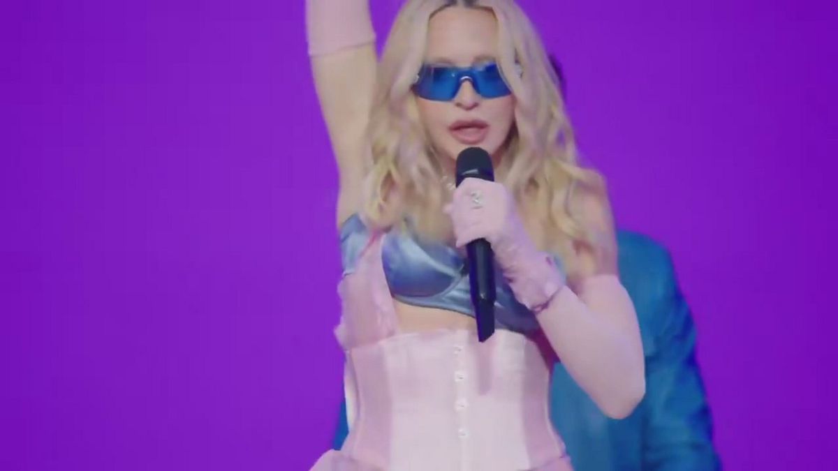 Madonna a sorpresa sul palco a New York per il Pride Month
