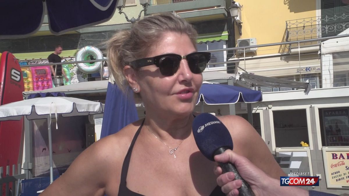 18.00 ALASSIO, SPIAGGIA A PESO D'ORO SRV
