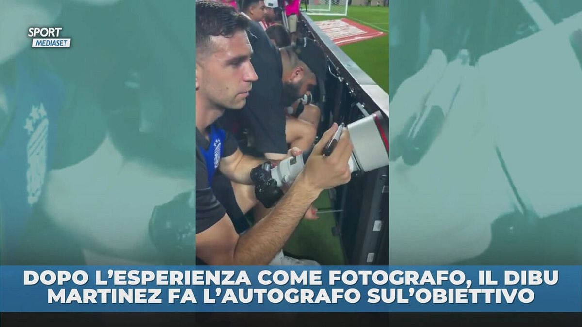 Dibu: autografo sull'obiettivo