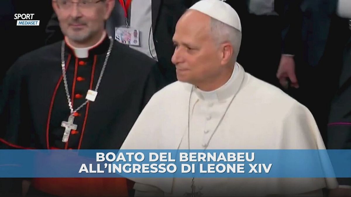 Ovazione del Bernabeu non per il Real ma per il Papa