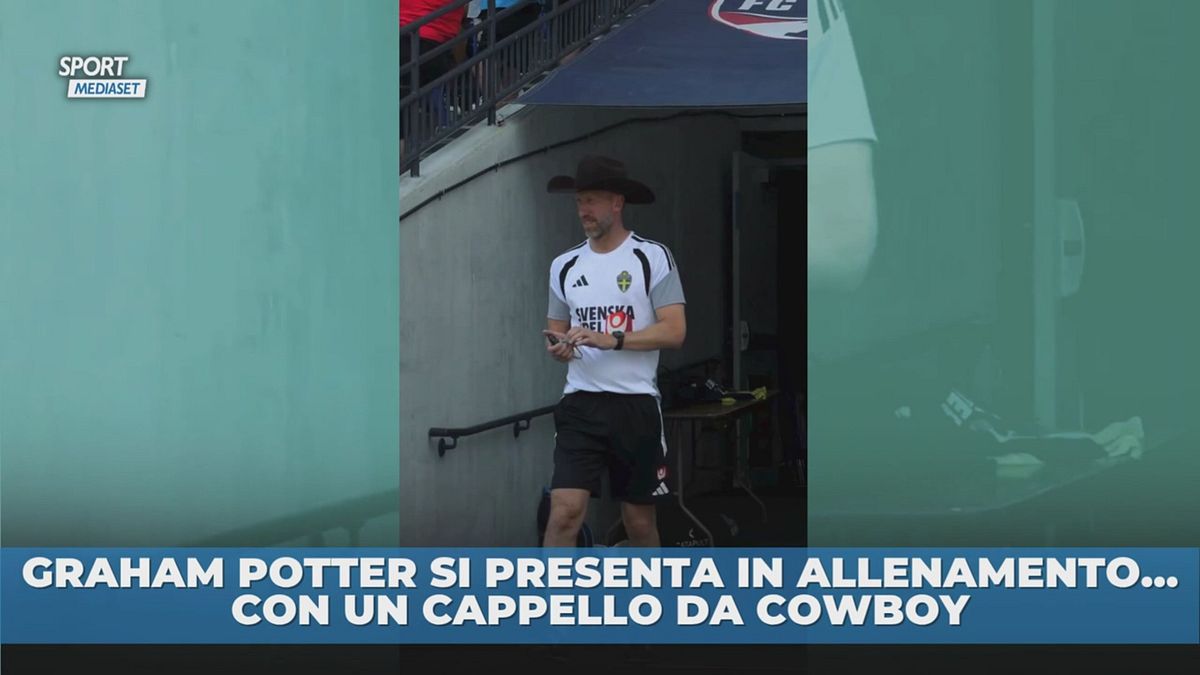 Graham Potter si presenta in allenamento… con un cappello da cowboy