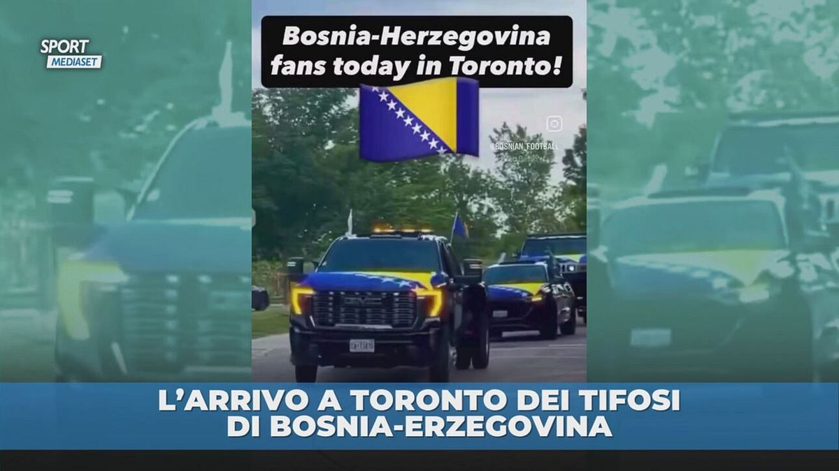 L'arrivo a Toronto dei tifosi di Bosnia-Erzegovina