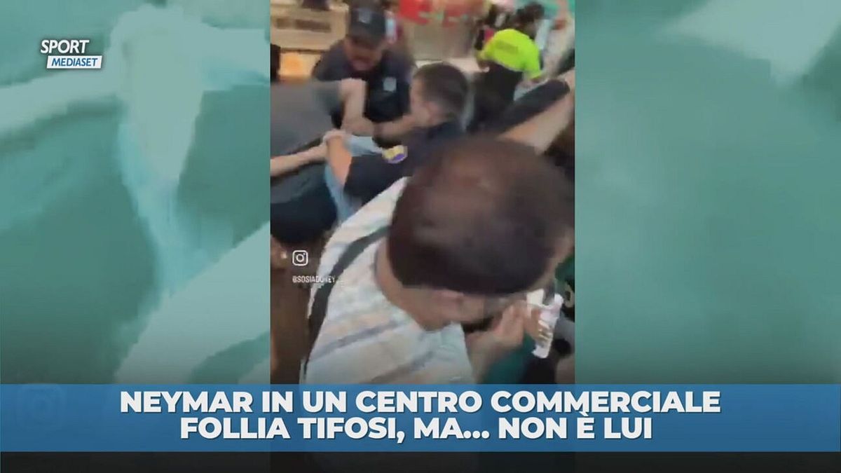 Neymar in un centro commerciale. Follia tifosi, ma… non è lui