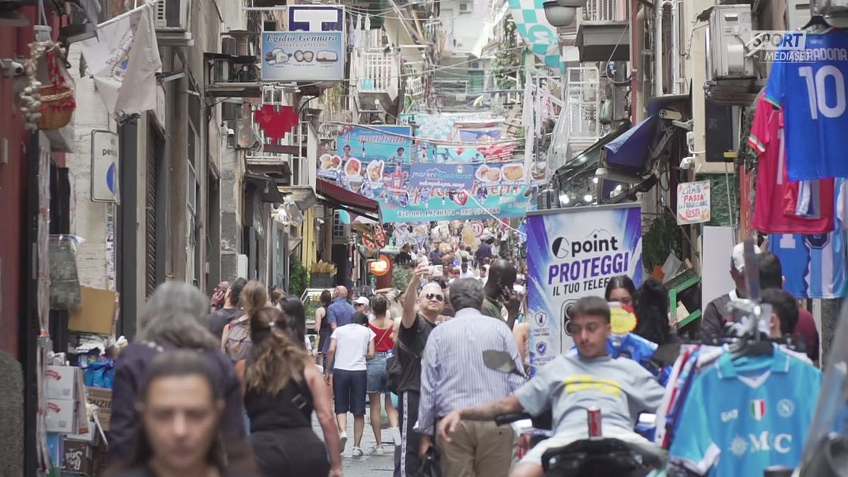 13 SRV VOX NAPOLI E IL MONDIALE 16/6 SRV