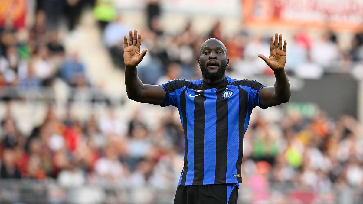 1) Romelu Lukaku acquistato dal Manchester United nel 2019 per 74 milioni