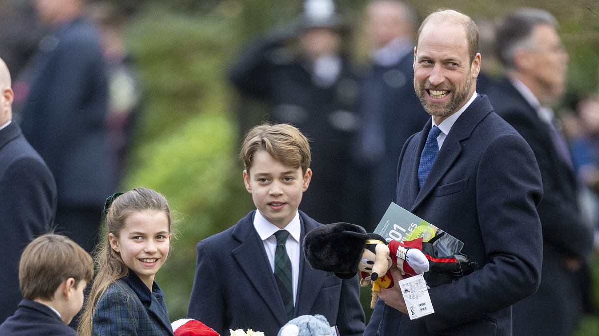 Il principe William con i figli, i principi George, Charlotte e Louis, a Natale 2024