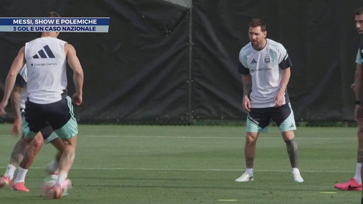 Messi, show e polemiche