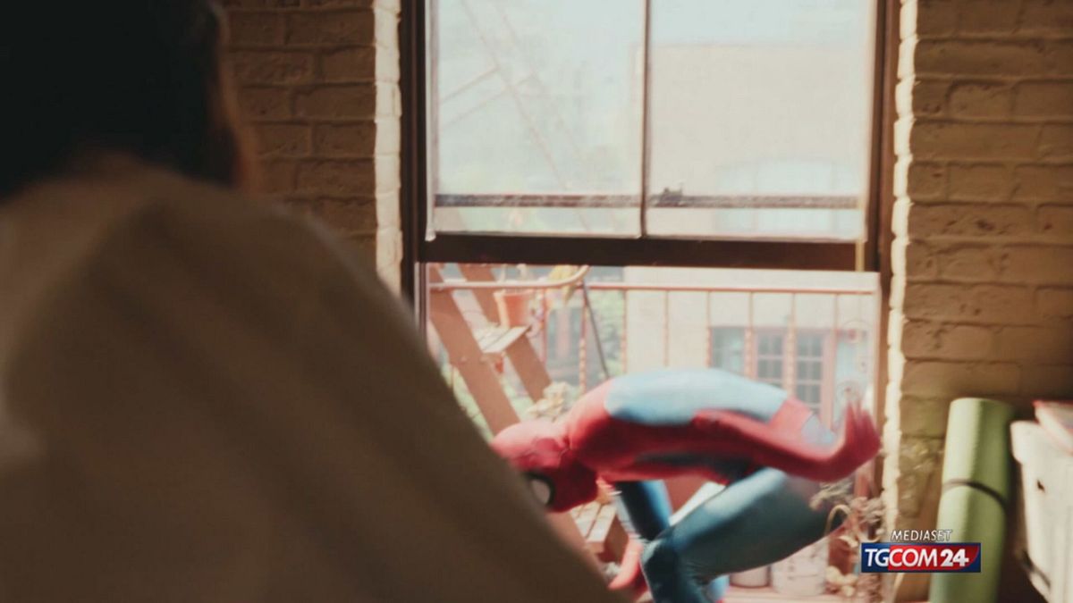 12.00 ZENDAYA E TOM HOLLAND SRV