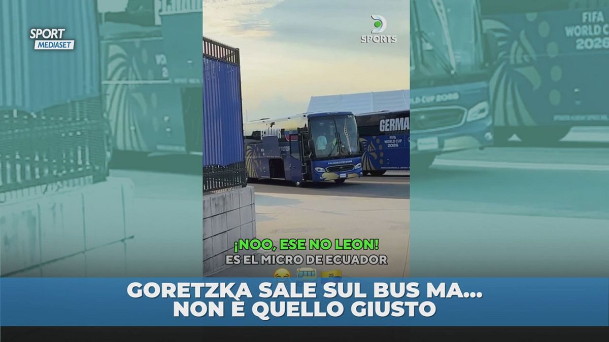 Goretzka sale sul bus ma… non è quello giusto