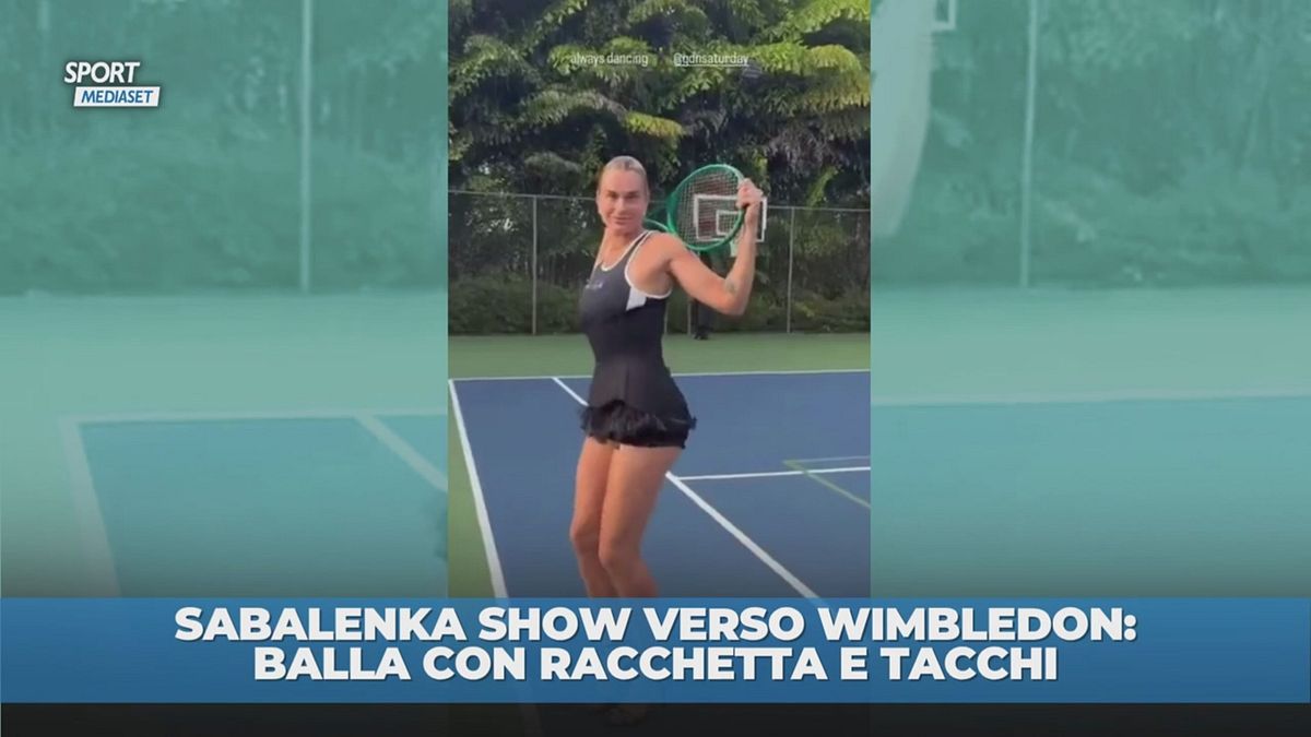 Sabalenka da sballo: racchetta e tacchi a spillo