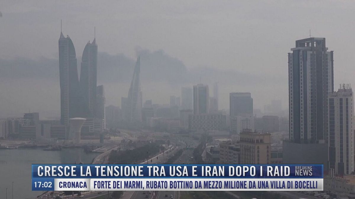 Breaking News delle 17.00 | Cresce la tensione tra Usa e Iran dopo i raid