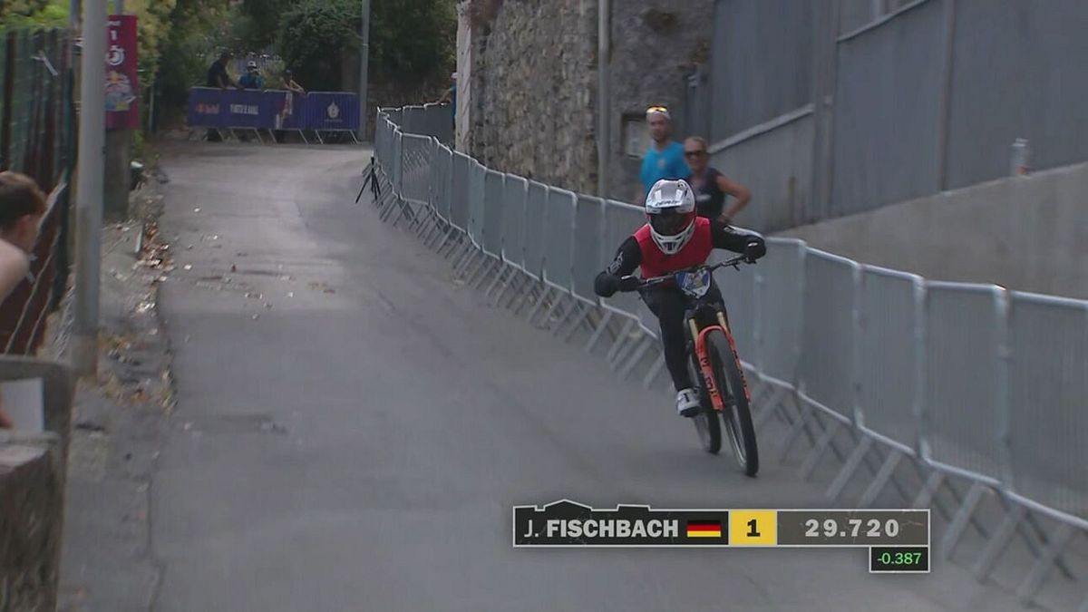 Redbull - Cerro Abajo: la discesa di Johannes Fischbach
