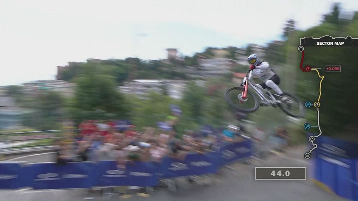 Redbull - Cerro Abajo: la discesa di Adrien Loron
