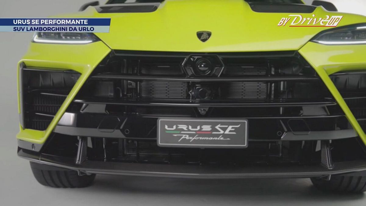 Lamborghini Urus SE Performante
