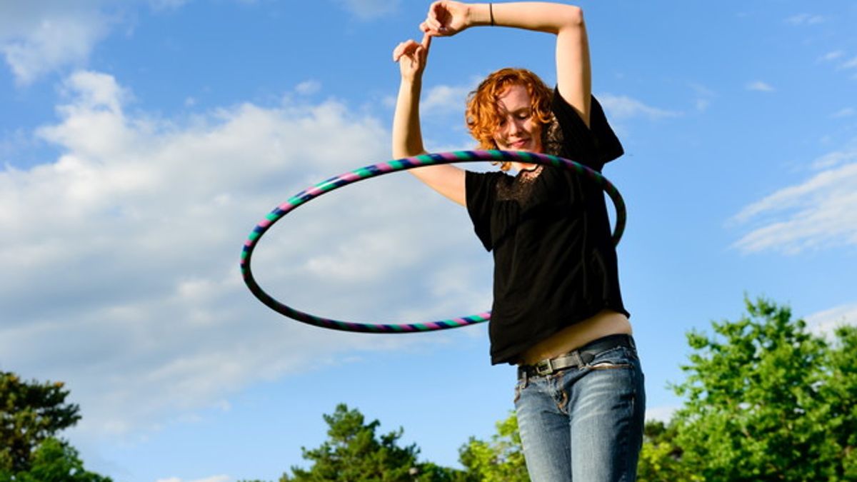  Hula Hoop Dance