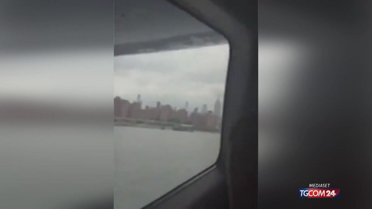 AEREO ATTERRA EAST RIVER NY X SITO SRV