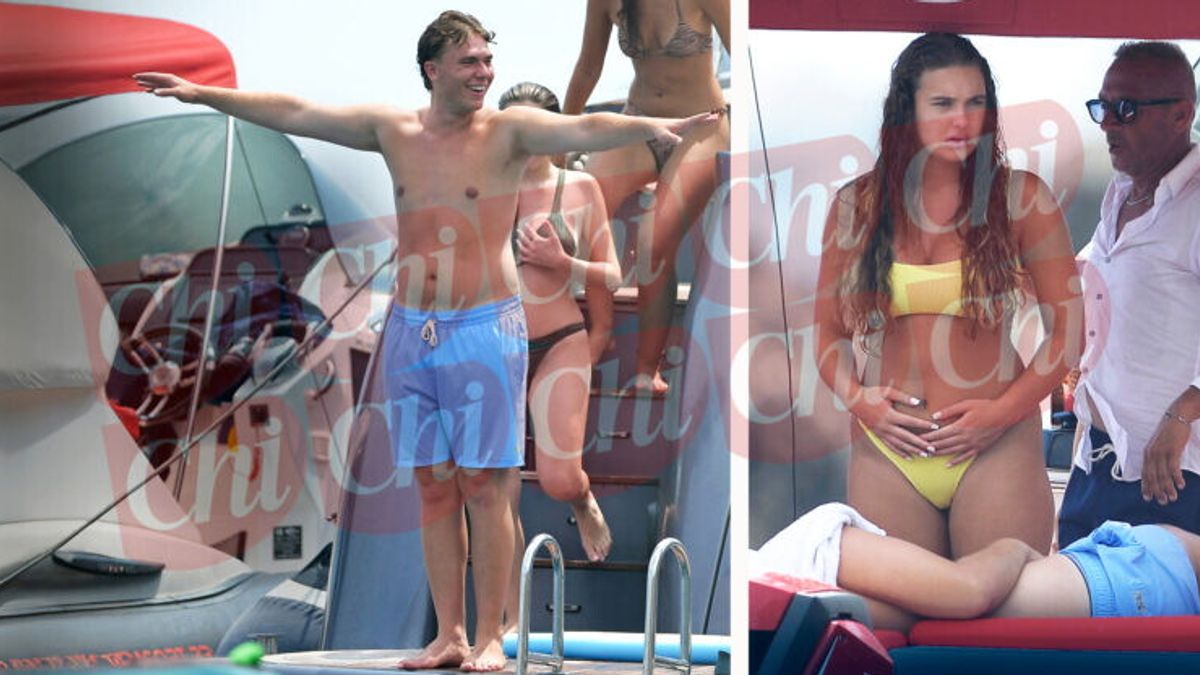Chanel e Cristian Totti in barca a Ponza