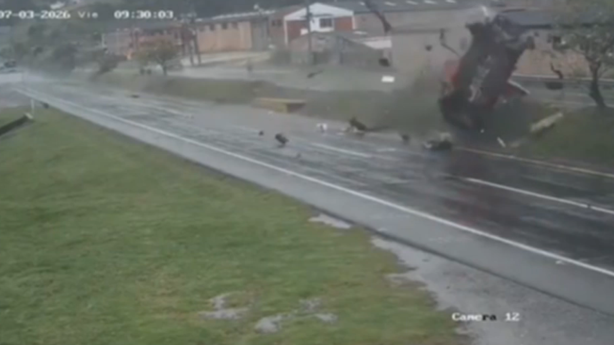 Colombia, incidente stradale da brividi