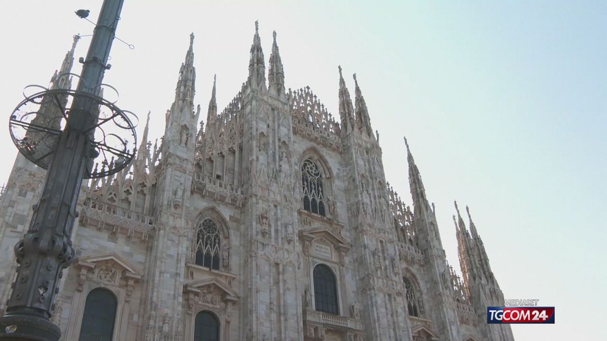12.30 MILANO, MUSULMANO SFREGIA RAGAZZA SRV