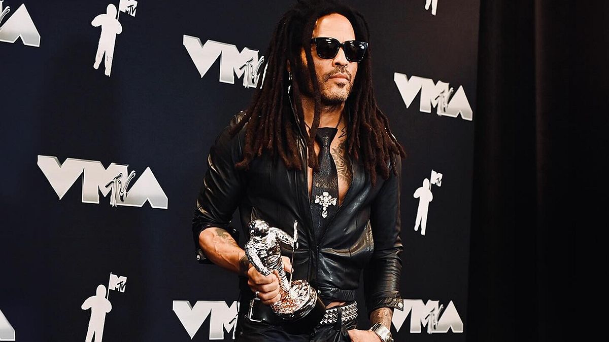 Lenny Kravitz, i look in pelle più iconici
