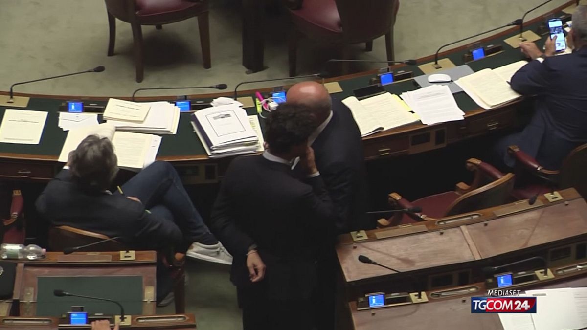 18.05 SCENARI E VOTAZIONI